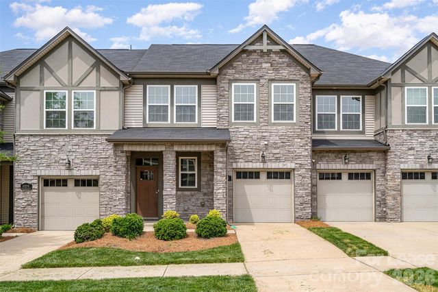9320 Glenburn Lane, Charlotte, NC 28278