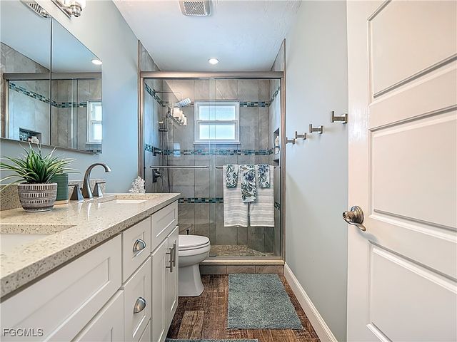 18443 Deep Passage LN, Fort Myers Beach, FL 33931