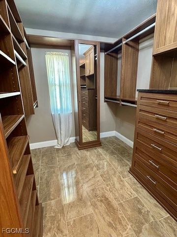 18443 Deep Passage LN, Fort Myers Beach, FL 33931