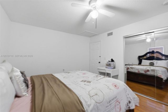 3177 NW 75th Way, Hollywood, FL 33024