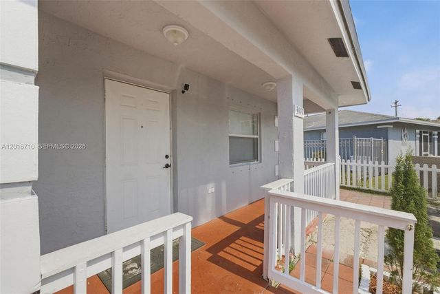 3177 NW 75th Way, Hollywood, FL 33024