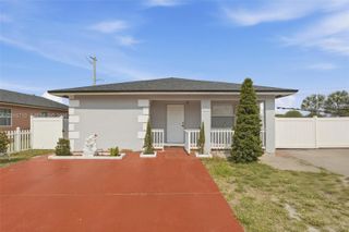 3177 NW 75th Way, Hollywood, FL 33024