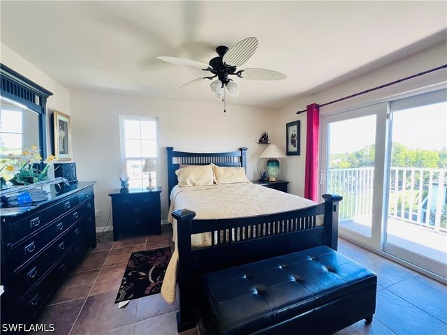 1200 Gulf Shore BLVD N 404, Naples, FL 34102