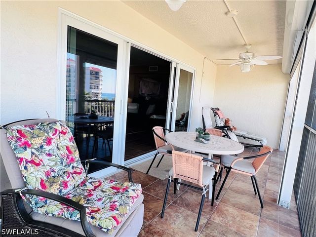 1200 Gulf Shore BLVD N 404, Naples, FL 34102