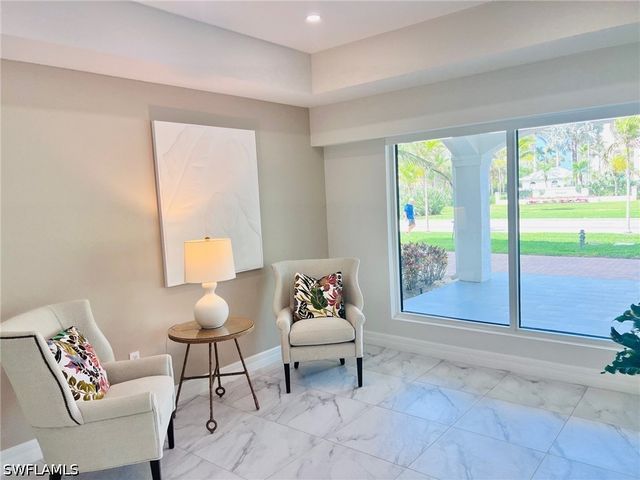 1200 Gulf Shore BLVD N 404, Naples, FL 34102