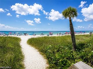 1200 Gulf Shore BLVD N 404, Naples, FL 34102