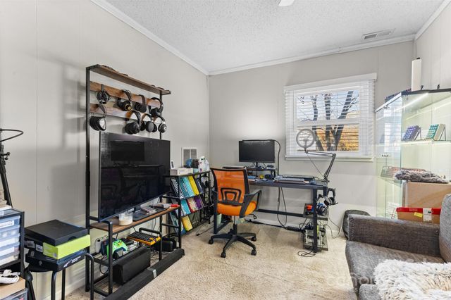 1323 Ranch Road, Charlotte, NC 28208