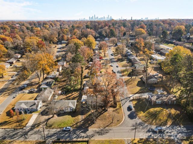 1323 Ranch Road, Charlotte, NC 28208