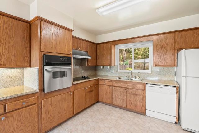 899 Van Horn Rd, El Cajon, CA 92019