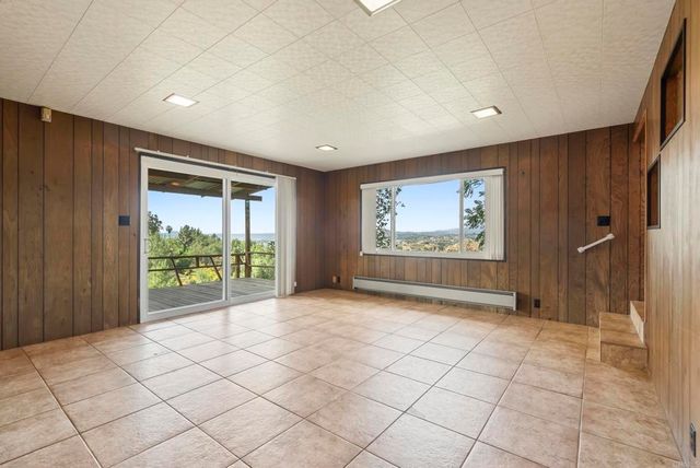 899 Van Horn Rd, El Cajon, CA 92019