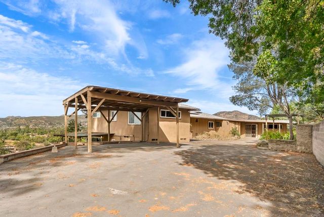 899 Van Horn Rd, El Cajon, CA 92019