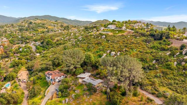 899 Van Horn Rd, El Cajon, CA 92019