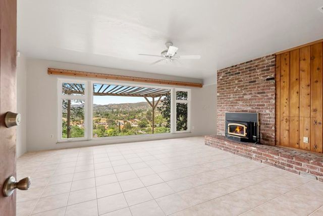 899 Van Horn Rd, El Cajon, CA 92019