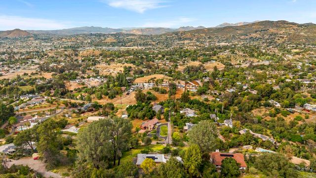 899 Van Horn Rd, El Cajon, CA 92019