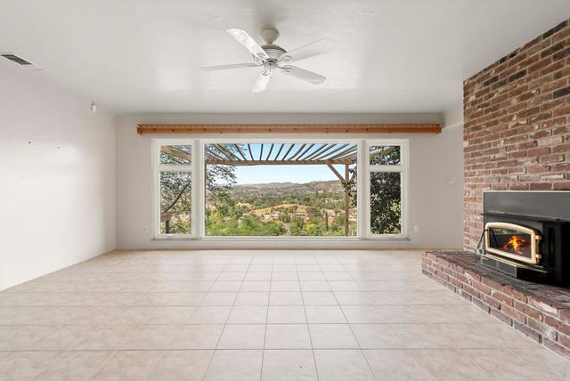 899 Van Horn Rd, El Cajon, CA 92019