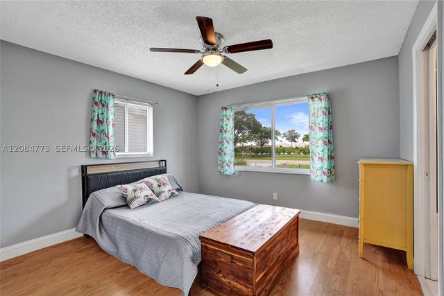 2083 SW 13th Ave, Boynton Beach, FL 33426
