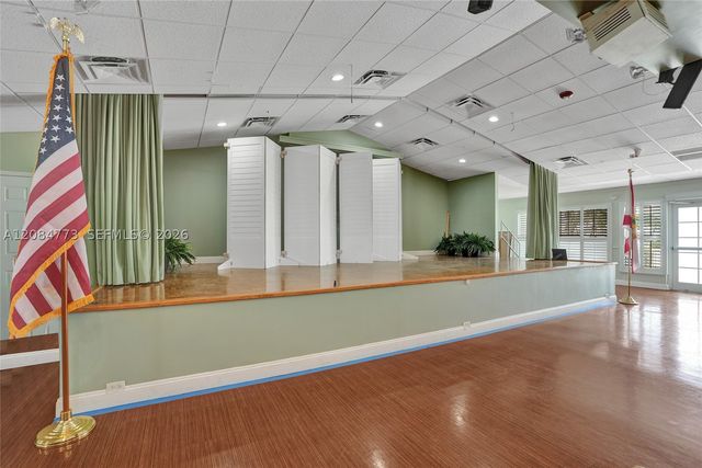 2083 SW 13th Ave, Boynton Beach, FL 33426