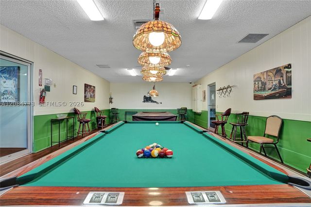 2083 SW 13th Ave, Boynton Beach, FL 33426
