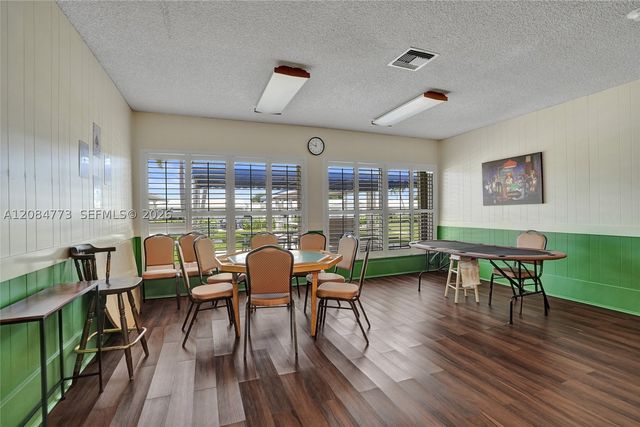 2083 SW 13th Ave, Boynton Beach, FL 33426