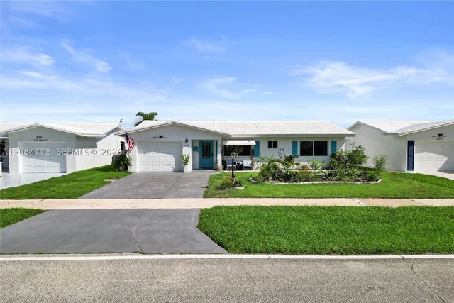 2083 SW 13th Ave, Boynton Beach, FL 33426