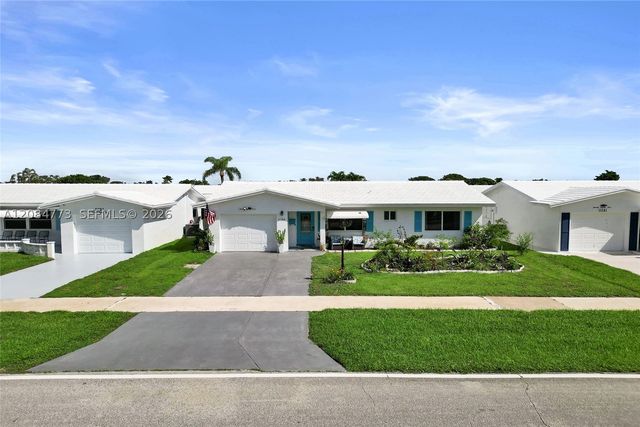 2083 SW 13th Ave, Boynton Beach, FL 33426