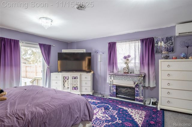 25270 Ford Street, Roseville, MI 48066