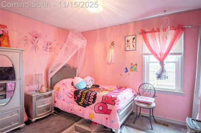 25270 Ford Street, Roseville, MI 48066