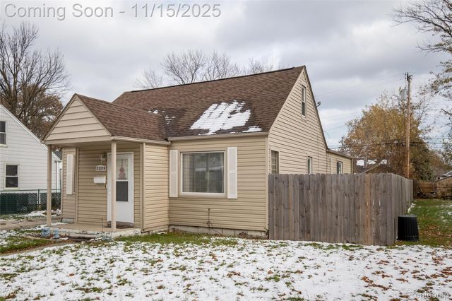 25270 Ford Street, Roseville, MI 48066