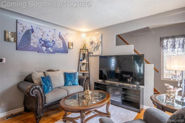 25270 Ford Street, Roseville, MI 48066