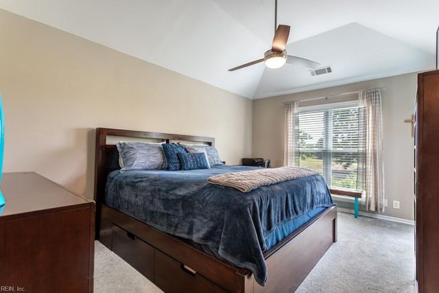 425 Persimmon DR, Yorktown, VA 23693