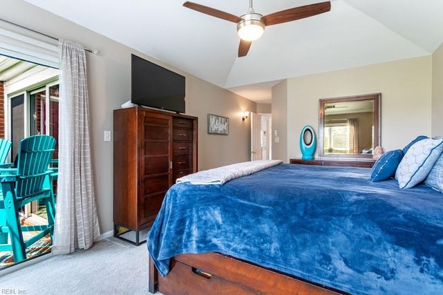 425 Persimmon DR, Yorktown, VA 23693