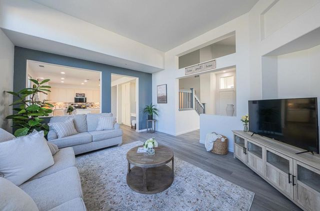 327 Rhine Court, Salinas, CA 93906