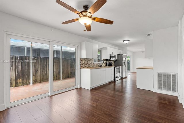 22179 SW 98th Ct, Cutler Bay, FL 33190