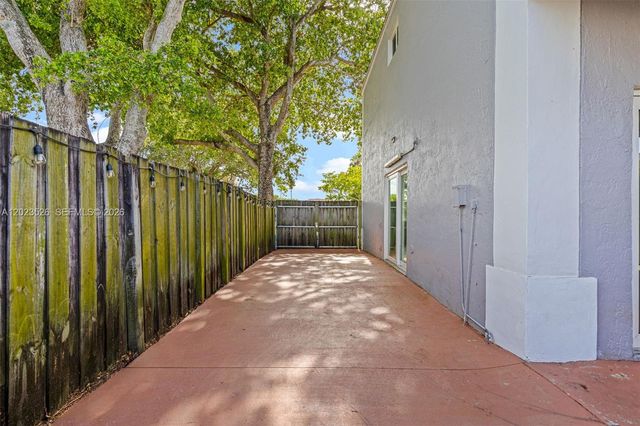 22179 SW 98th Ct, Cutler Bay, FL 33190