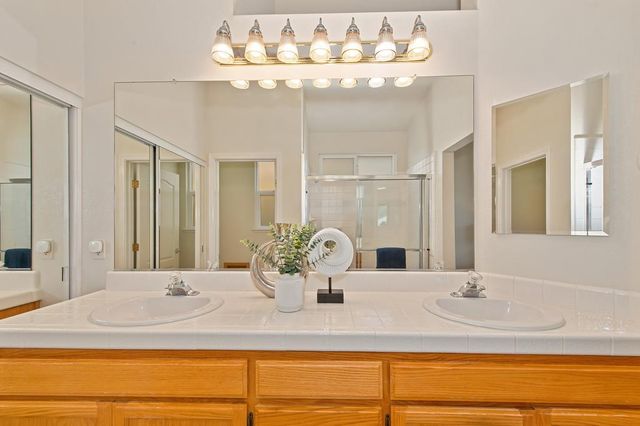 551 Heiler Way, Folsom, CA 95630