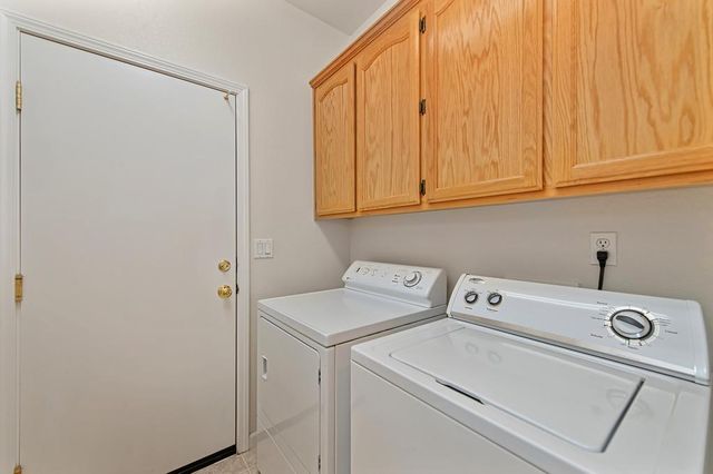 551 Heiler Way, Folsom, CA 95630