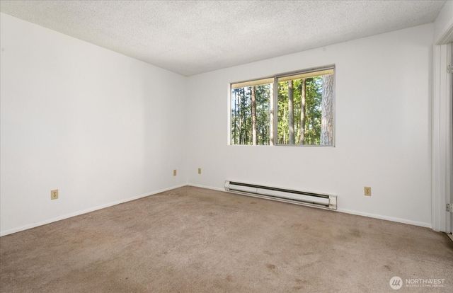 4511 Woodland Circle, Oak Harbor, WA 98277