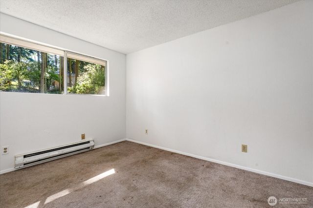 4511 Woodland Circle, Oak Harbor, WA 98277
