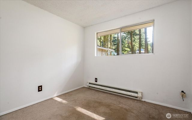 4511 Woodland Circle, Oak Harbor, WA 98277