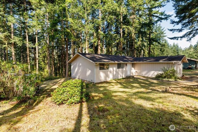 4511 Woodland Circle, Oak Harbor, WA 98277