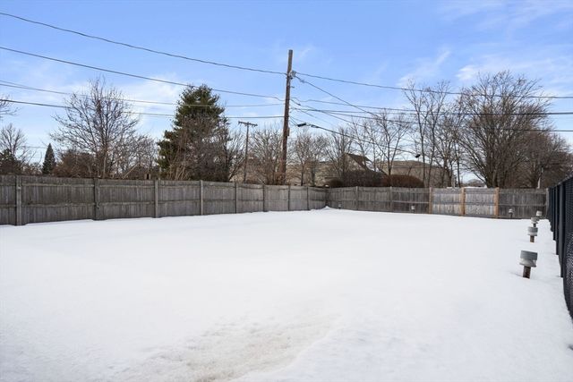 31 Warren Street B1, Waltham, MA 02453