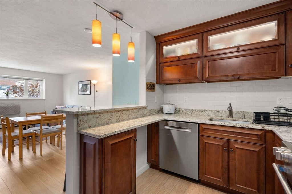 31 Warren Street B1, Waltham, MA 02453