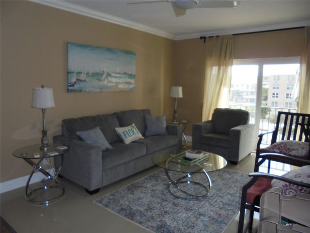 400 N Riverside Dr 401, Pompano Beach, FL 33062