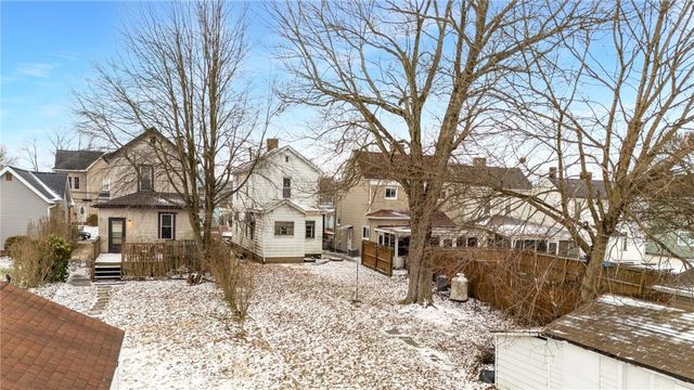 1349 2nd St, New Brighton, PA 15066