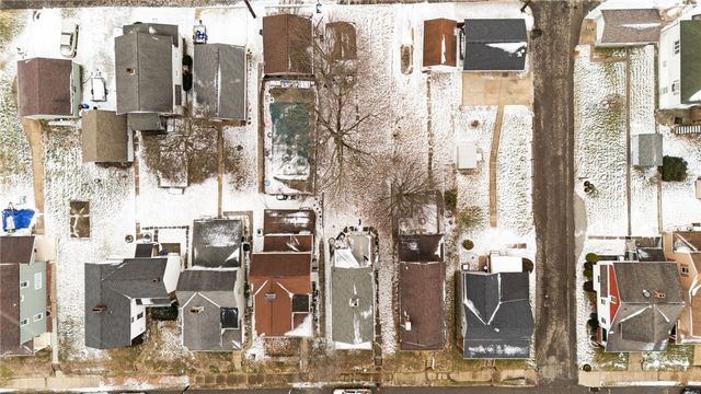 1349 2nd St, New Brighton, PA 15066