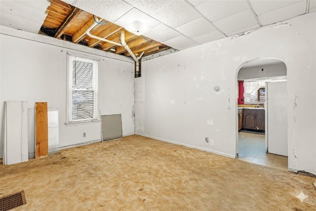 1349 2nd St, New Brighton, PA 15066