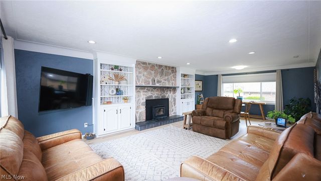 13177 Beaver Springfield Road, New Springfield, OH 44443