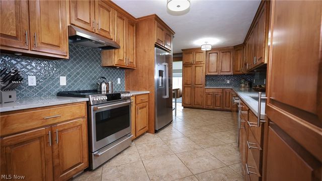 13177 Beaver Springfield Road, New Springfield, OH 44443