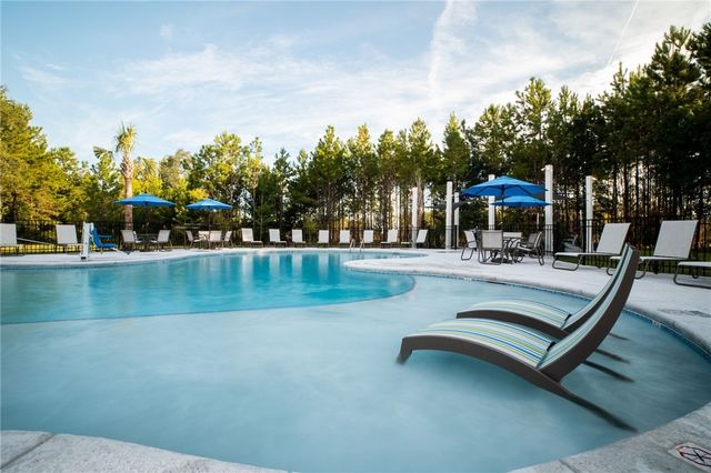 227 Allie Loop, Brunswick, GA 31525