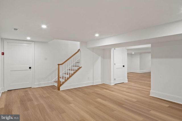 13 ELMWOOD AVE, Narberth, PA 19072